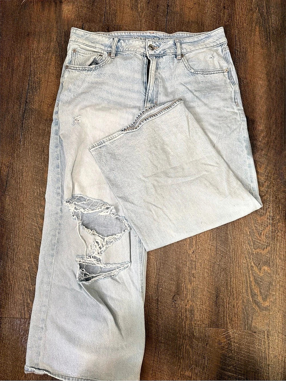 American Eagle wide leg baggy ankle jean
